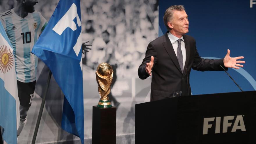 El expresidente argentino Mauricio Macri habla después de recibir un premio de la FIFA en Zúrich, Suiza, 30 de junio de 2019. (Foto: AFP)