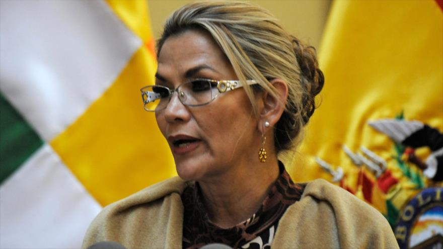 La autoproclamada presidenta, Jeanine Áñez, habla en el Palacio de Quemado, La Paz, Bolivia, el 25 de noviembre de 2019. (Foto: APF)