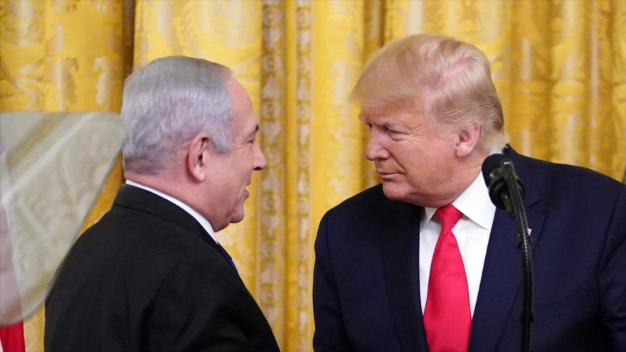 El presidente de EE.UU., Donald Trump (dcha.) y el premier israelí, Benjamín Netanyahu, en la Casa Blanca, 28 de enero de 2020. (Foto: AFP)