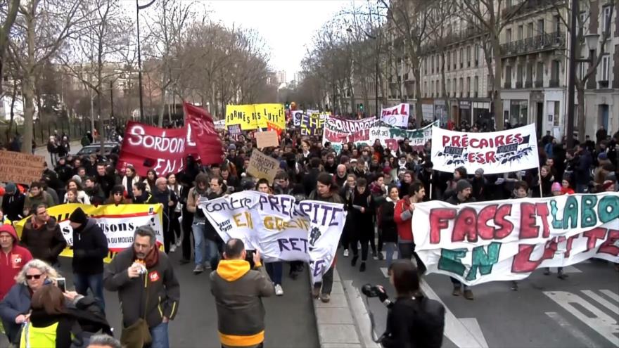 Franceses vuelven a manifestarse contra reforma de pensiones