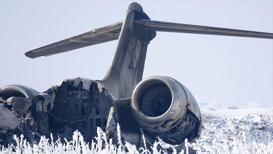 Avión militar de EE.UU., estrellado en la provincia de Ghazni, en el este de Afganistán, 27 de enero de 2020. (Foto: AFP)
