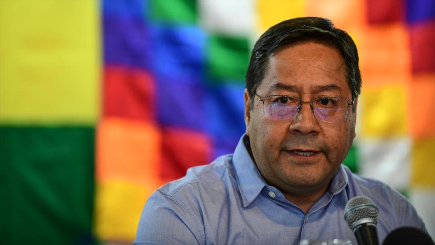 El candidato presidencial por el Movimiento Al Socialismo (MAS), Luis Arce, en una rueda de prensa en Buenos Aires, Argentina, 20 de enero de 2020. (Foto: AFP)