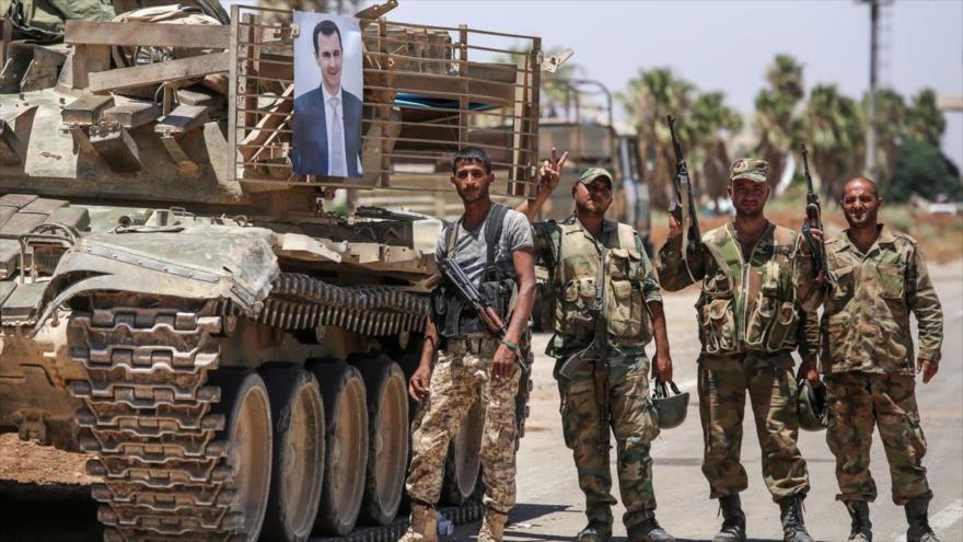 Soldados del Ejército sirio desplegados en la provincia sureña de Daraa. (Foto: AFP)