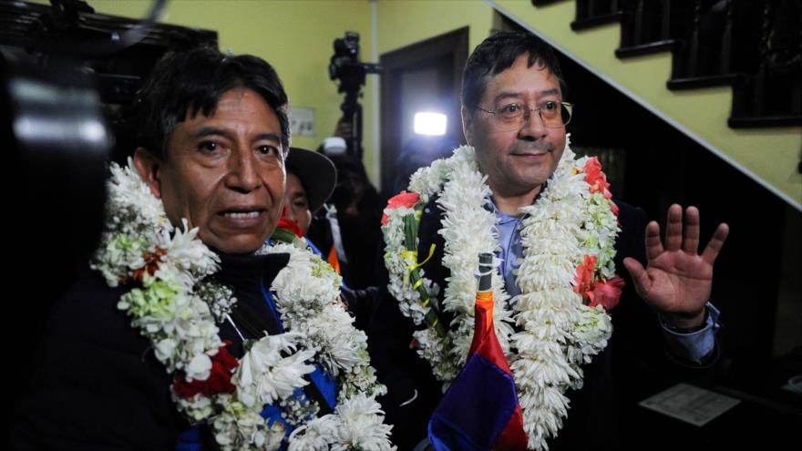 MAS inscribe a sus candidatos y denuncia persecución en Bolivia
