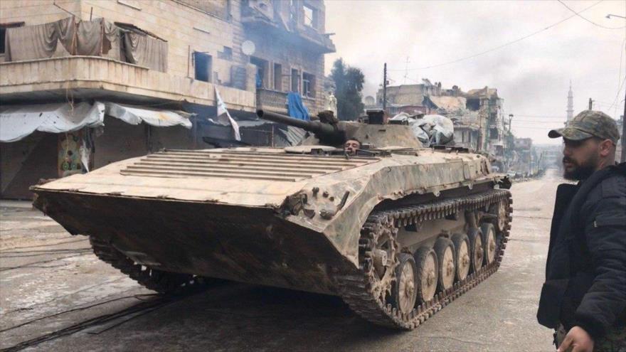 Militares sirios entran en Saraqib, el feudo terrorista en Idlib