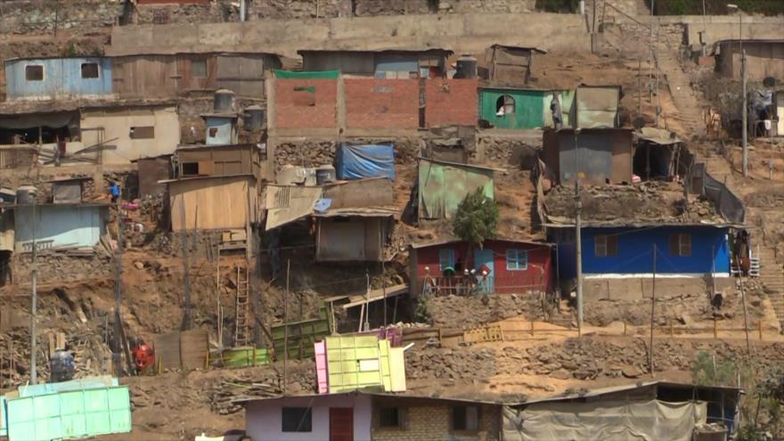 2 millones 800 mil limeños viven en las laderas de los cerros 