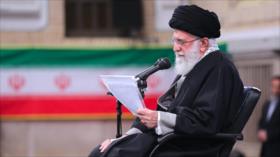 Líder de Irán concede indulto a más de 2000 prisioneros