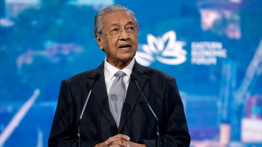 El premier malayo, Mahathir Mohamad, ofrece un discurso en una conferencia económica, puerto de Vladivostok, Rusia, 5 de septiembre de 2019. (Foto: AFP)