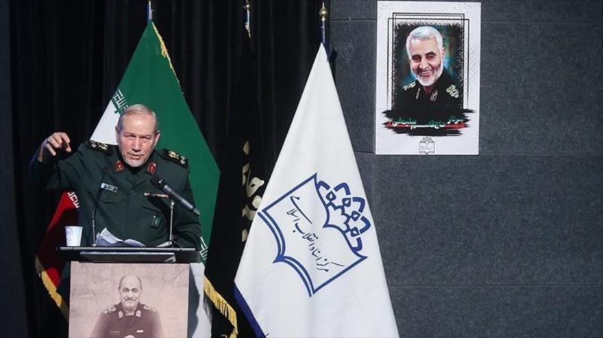 El asesor del Líder de la Revolución Islámica de Irán para Asuntos Militares, el general de división Yahya Rahim Safavi.