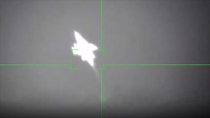 Vídeo capta momento en que misil yemení derriba caza Tornado saudí