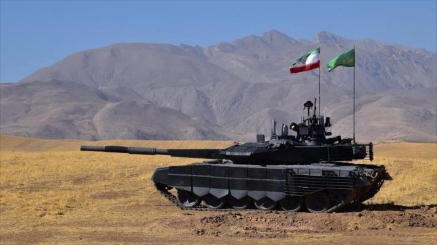 El tanque Karrar, de fabricación iraní, presentado en marzo de 2017.