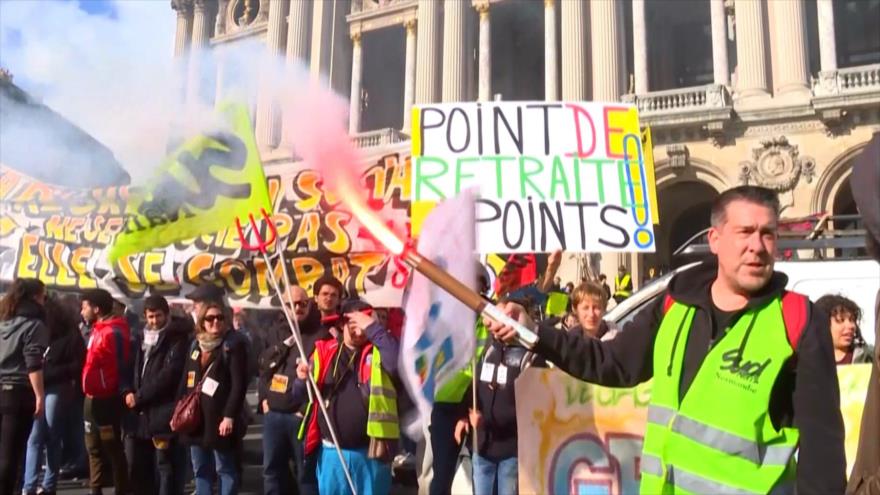 Cientos de franceses se manifiestan contra reforma de pensiones | HISPANTV