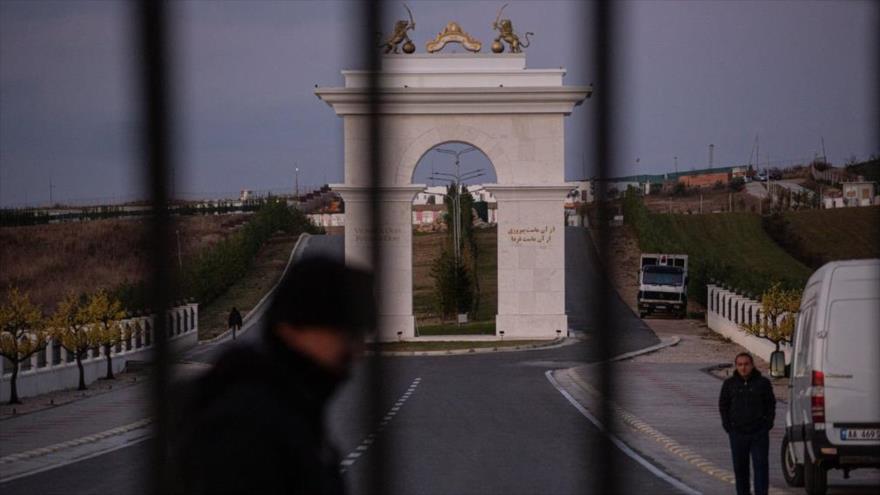 Revelan secretos de terroristas del MKO escondidos en Albania | HISPANTV