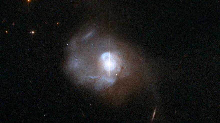 Imagen captada por el telescopio espacial Hubble de la NASA de la galaxia Markarian 231.