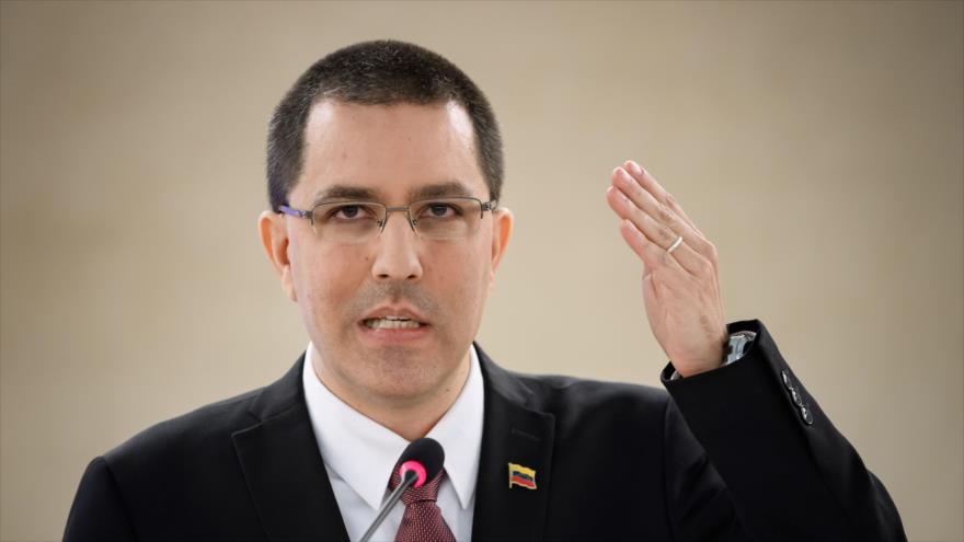 El canciller venezolano, Jorge Arreaza, habla en la sesión anual del Consejo de Derechos Humanos de la ONU en Suiza. 25 de febrero de 2020. (Foto: AFP)