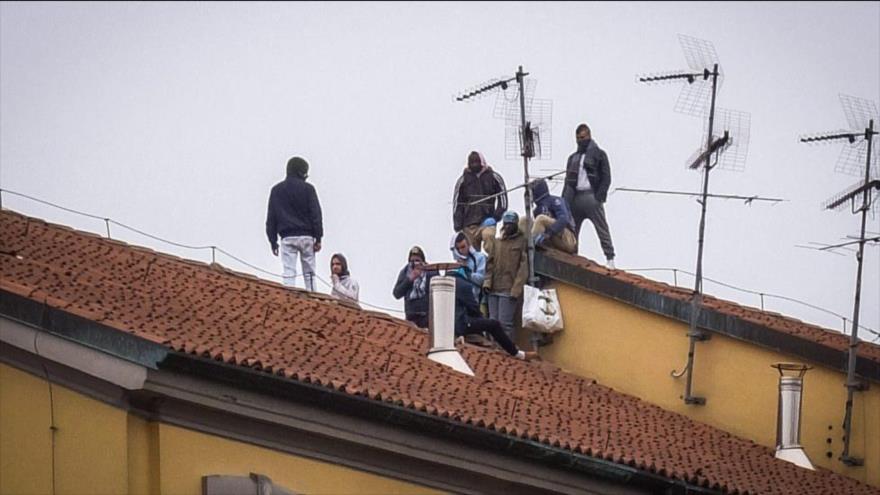 Mueren 6 amotinados en cárceles italianas por crisis de COVID-19