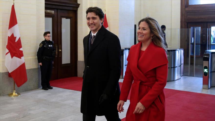 El primer ministro de Canadá, Justin Trudeau, y su esposa Sophie Gregoire Trudeau en el Senado canadiense, 5 de diciembre de 2019. (Foto: AFP)