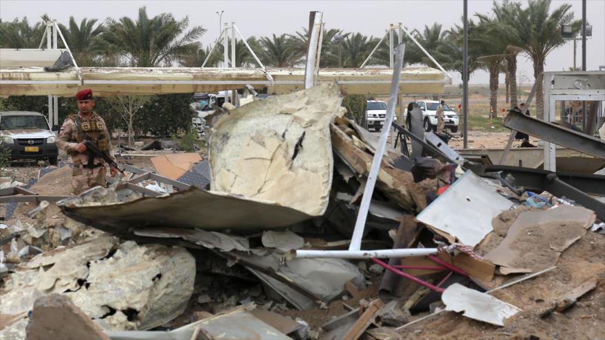 Imagen muestra los daños al aeropuerto de la ciudad iraquí de Karbala tras un ataque aéreo de EE.UU., 13 de marzo de 2020. (Foto: AFP)