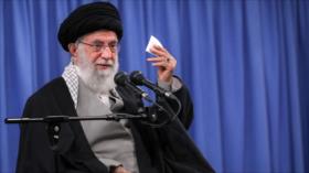 Líder de Irán califica de efectivo plan nacional contra COVID-19 
