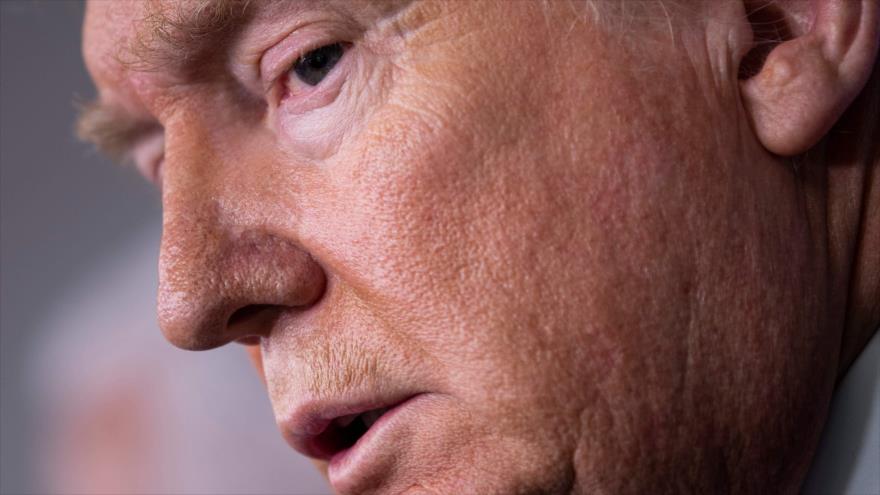 ¿Cómo Trump se rinde ante la crisis del coronavirus? | HISPANTV