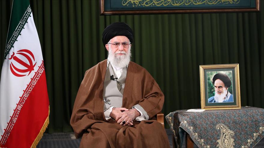 Líder iraní: La nación “brilló” y “triunfó” pese a las dificultades