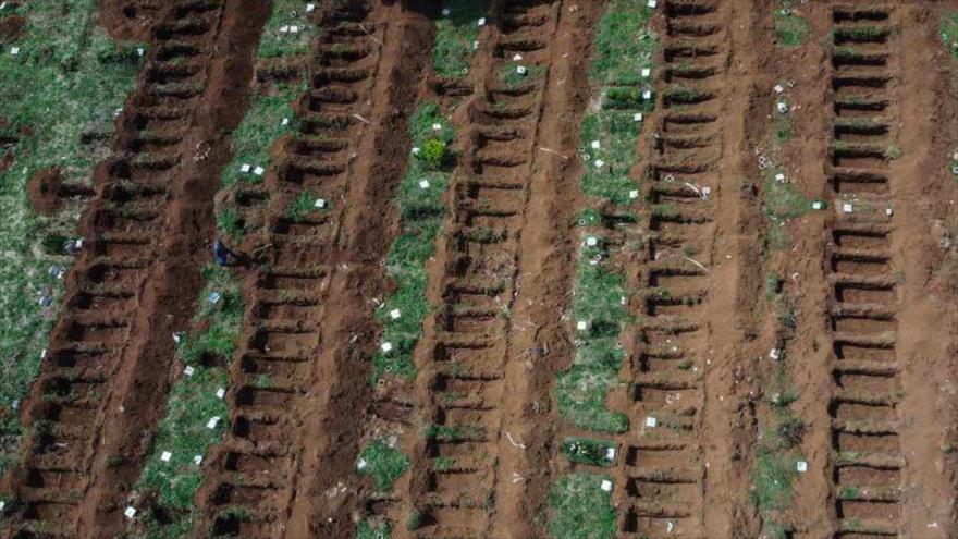 Vídeo: Mayor cementerio de Brasil, listo para víctimas del COVID-19