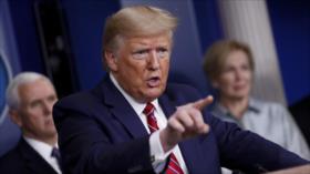  A golpe de escándalos y mentiras, gobierna así Trump a los suyos 