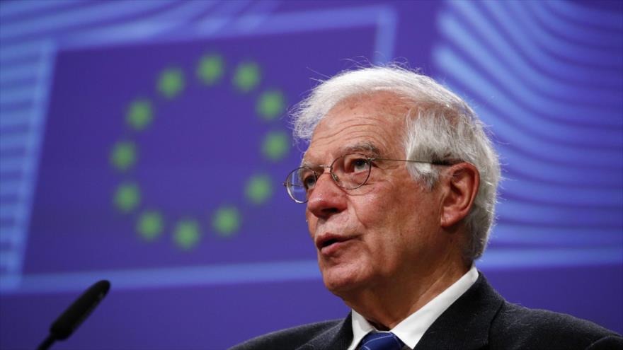 El jefe de la Diplomacia de la Unión Europea, Joseph Borrell, en una cumbre europea, 30 de marzo de 2020. (Foto: AFP)