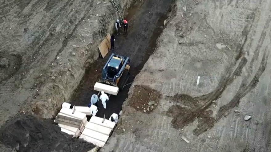 Nueva York abre una gran fosa común en isla de Hart por COVID-19	