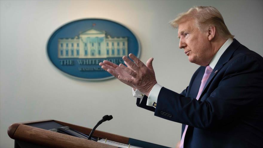 El presidente estadounidense, Donald Trump, ofrece un discurso en la Casa Blanca, Washington (capital de EE.UU.), 10 de abril de 2020. (Foto: AFP)