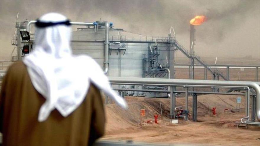 “EEUU no puede permitir que Riad inunde el mercado con petróleo” | HISPANTV