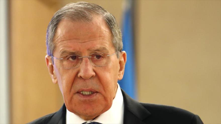 El canciller ruso, Serguéi Lavrov, habla en Ginebra, Suiza, 15 de abril de 2020. (Foto: Reuters)