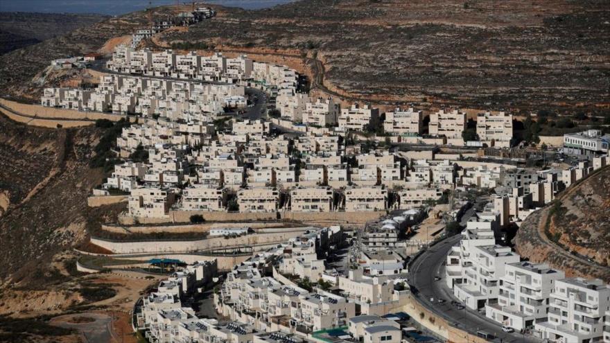 Vista general del asentamiento israelí Ramat Givat Zeev en la Cisjordania ocupada,19 de marzo de 2020. (Foto: Reuters)