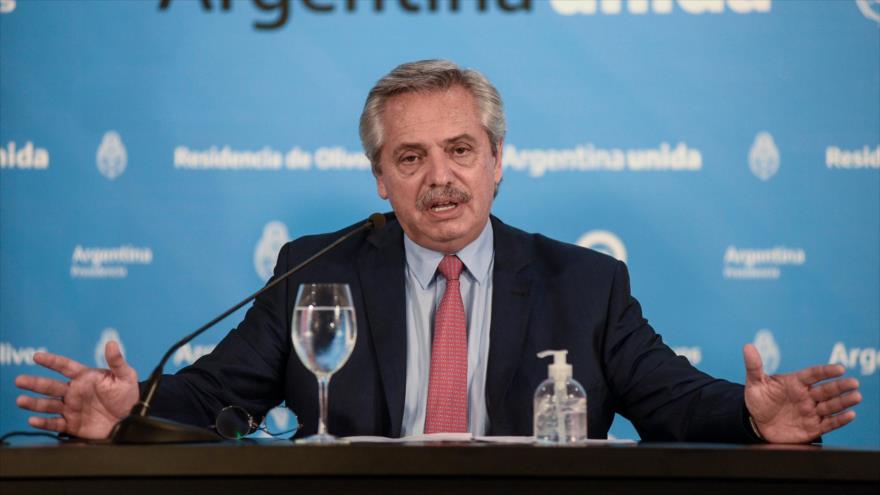 Presidente argentino, Alberto Fernández, en conferencia sobre el nuevo coronavirus, en Buenos Aires, la capital, 29 de marzo de 2020. (Foto: AFP)