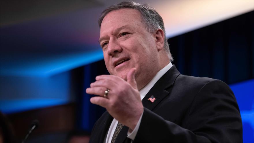 El Secretario de Estado de EE.UU., Mike Pompeo, habla en una conferencia de prensa en el Departamento de Estado en Washington, DC, el 22 de abril de 2020. (FOTO: AFP)