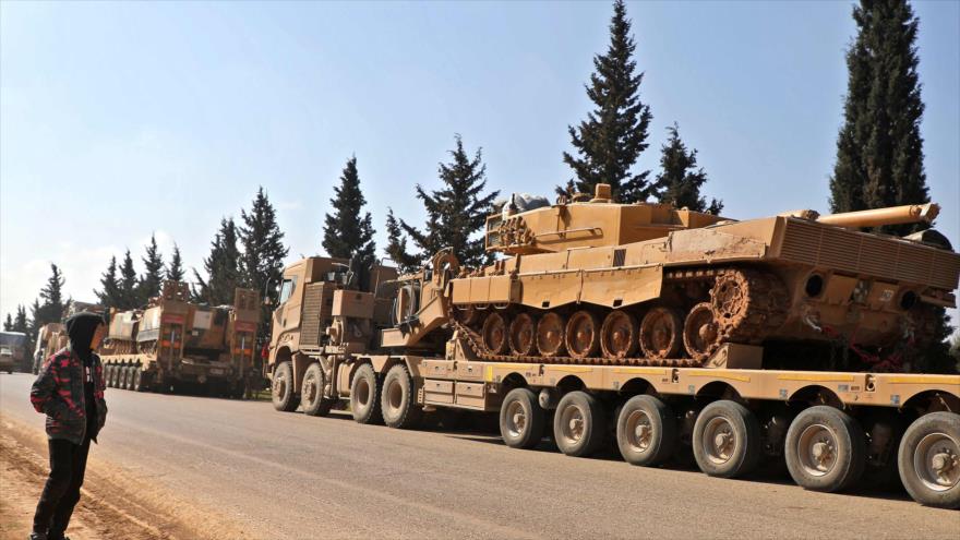 Turquía refuerza sus tropas en Idlib con armas pesadas | HISPANTV
