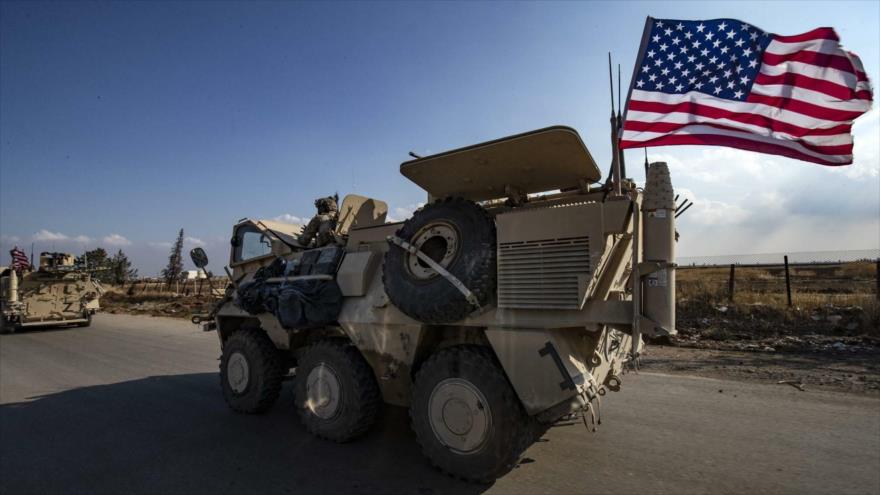 Un convoy estadounidense en la ciudad de Al-Qamishli, en la provincia de Al-Hasaka, noreste de Siria, 2 de noviembre de 2019. (Foto: AFP)