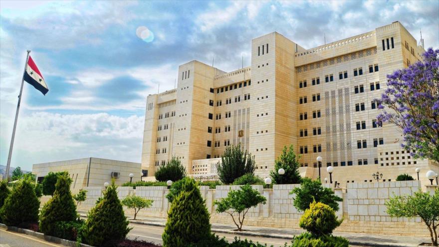 Fachada general del edifico del Ministerio de Asuntos Exteriores de Siria en Damasco, la capital.