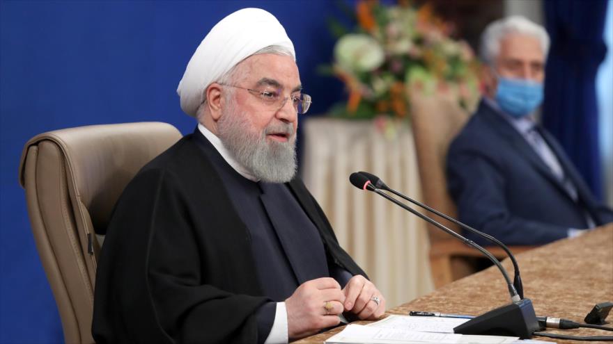 El presidente de Irán, Hasan Rohani, en una reunión con funcionarios de instituciones académicas en Teherán, 12 de mayo de 2020. (Foto: President.ir)