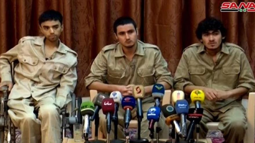Terroristas del grupo EIIL (Daesh, en árabe) detenidos en el desierto sirio, 14 de mayo de 2020. (Foto: SANA)