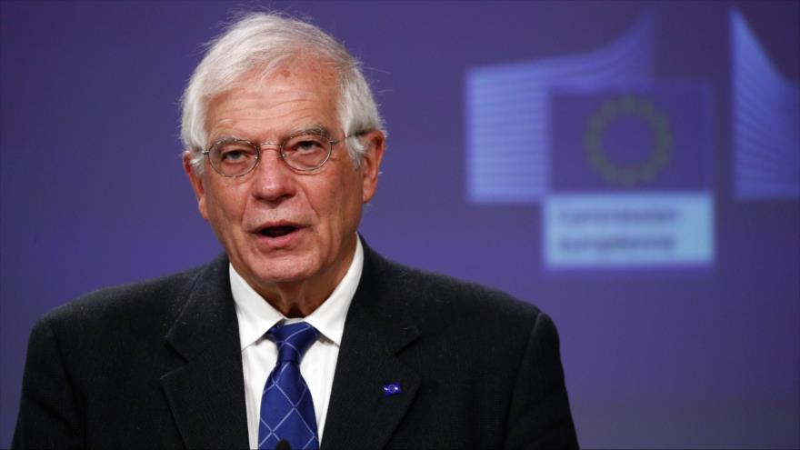 El alto representante de la Unión Europea (UE) para la Política Exterior, Josep Borrell, en una rueda de prensa, Bruselas, 31 de marzo de 2020. (Foto: AFP)
