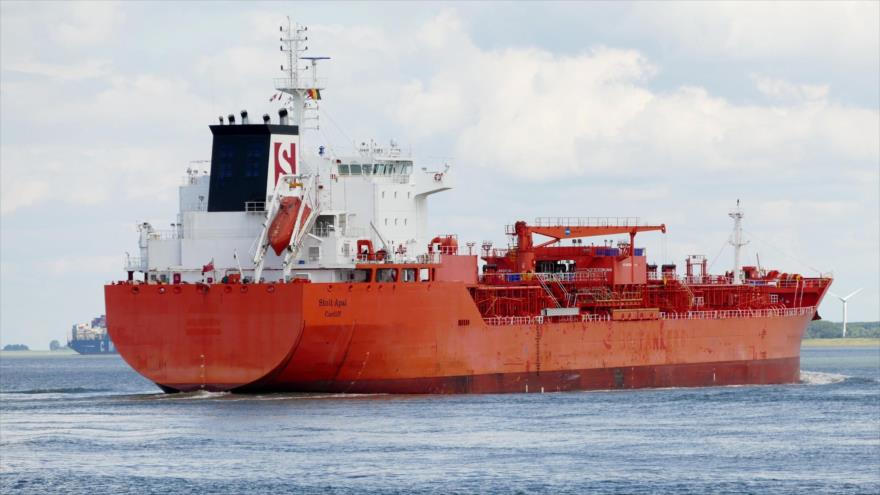 El petrolero Stolt Apal.