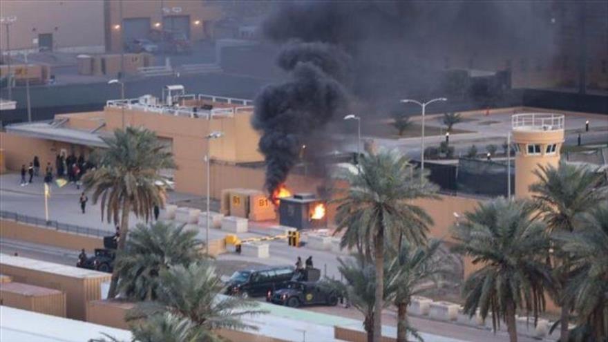 Vídeo: Varios cohetes impactan en la embajada de EEUU en Irak | HISPANTV