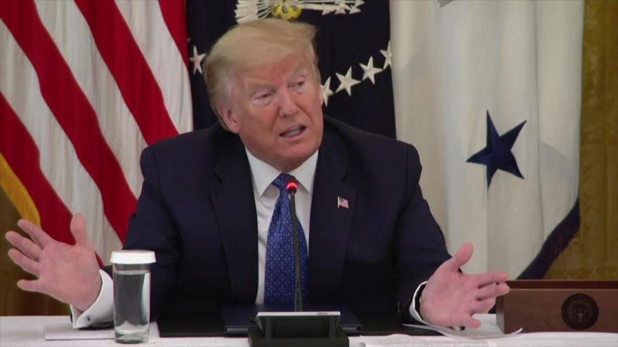 Administración de Trump insiste en reactivación de la economía