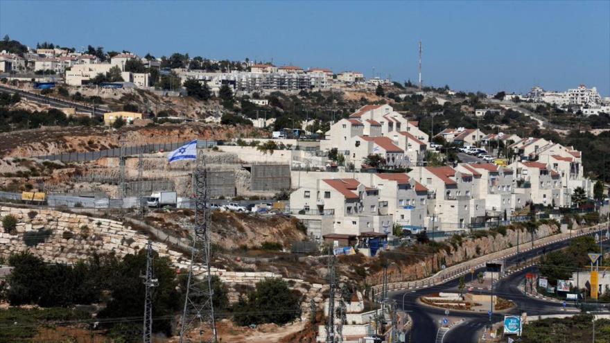 Vista general del asentamiento israelí Kiryat Arba en la Cisjordania ocupada, 11 de septiembre de 2018. (Foto: Reuters)