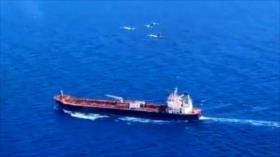 Vean cómo cazas venezolanos escoltan al petrolero iraní Petunia