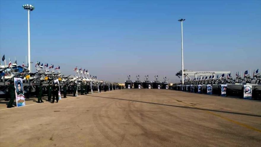 Fuerza Naval del CGRI recibe 112 lanzamisiles de fabricación iraní