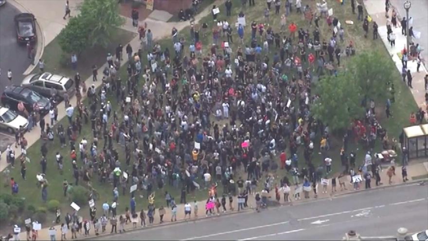 Siguen las protestas contra violencia racial en EEUU