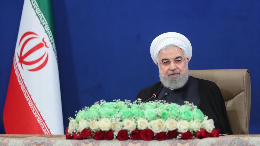 Hasan Rohani, presidente de Irán, durante una reunión con su Gabinete en Teherán, capital persa, 27 de mayo de 2020. (Foto: President.ir)