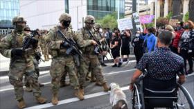 Se añaden 1100 miembros de la Guardia Nacional en California